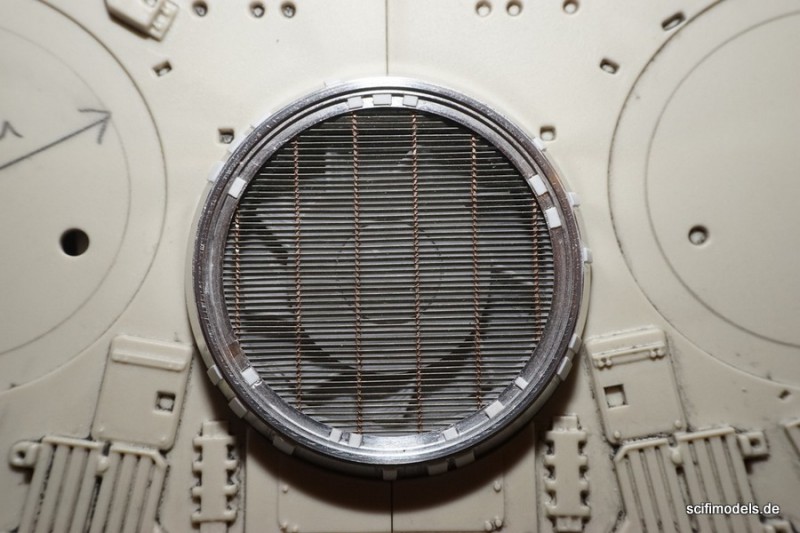 scifimodels.de DeAgostini Millennium Falcon engine fans and grilles (12)  